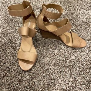 Merona Nude wedges